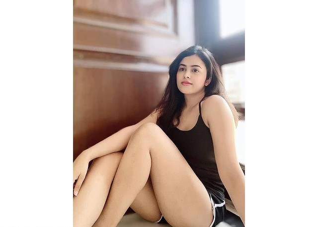 Call Girls In Karol Bagh Delhi ((7827277772)) Escort Service