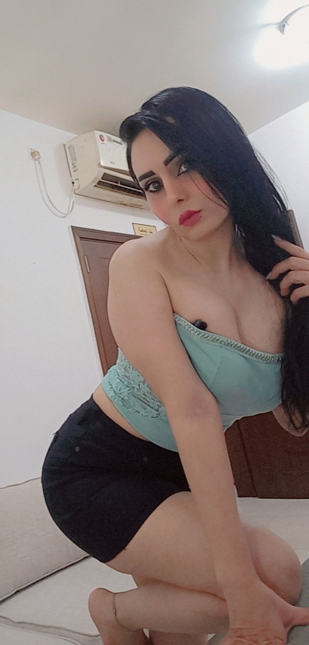 Hot sex, seduction and intense pleasure with a sexy Delhi Escorts girl